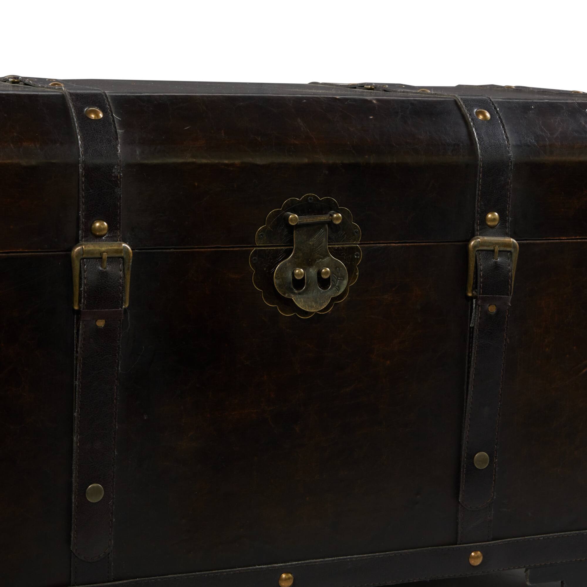 Set of 3" Brown Wood Traditional Trunk, 28", 24", 20"
